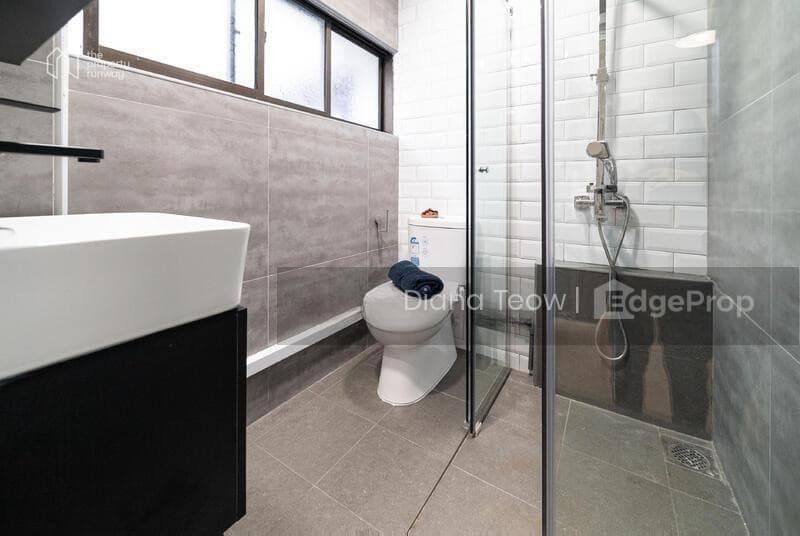 STUDIO FOR RENT AT PASIR PANJANG ROAD- WALK UP APARTMENT photo 6