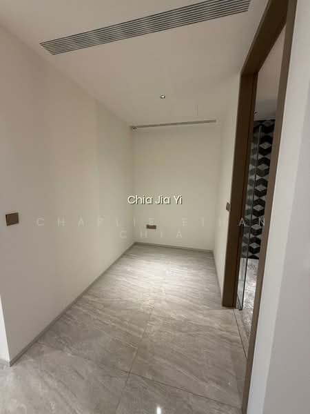 LEEDON GREEN photo 6
