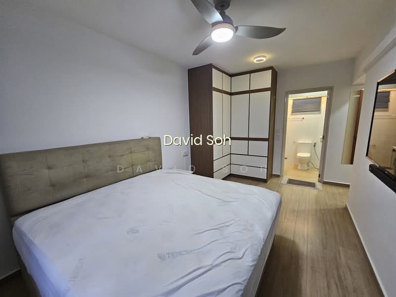 120C CANBERRA CRESCENT photo 5