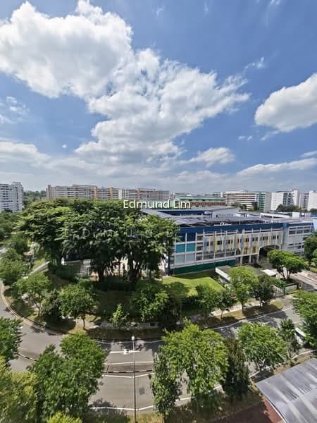 212 YISHUN STREET 21 image 1 of 10
