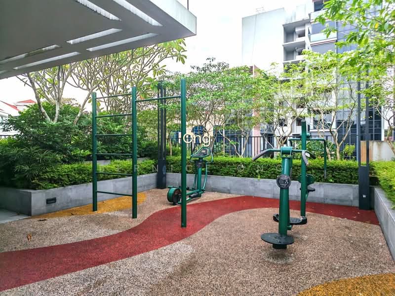 FOURTH AVENUE RESIDENCES photo 3
