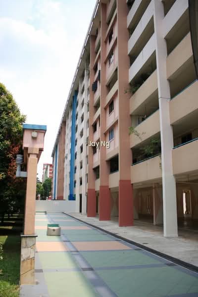 180 ANG MO KIO AVENUE 5 photo 4