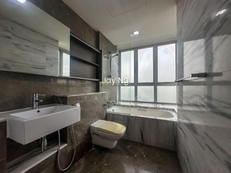 THE PARC CONDOMINIUM photo 6