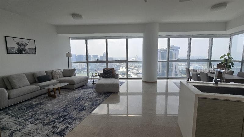 MARINA BAY RESIDENCES photo 5