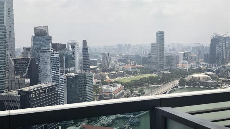 MARINA BAY RESIDENCES photo 6