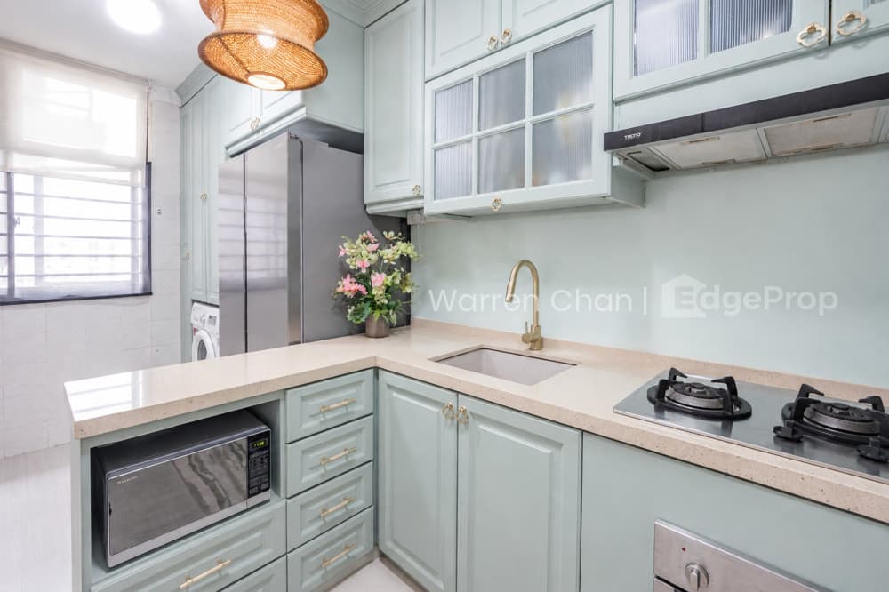 470 SEGAR ROAD photo 2