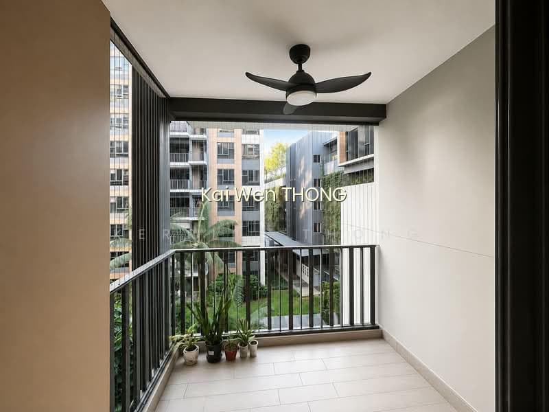 THE BROWNSTONE photo 6