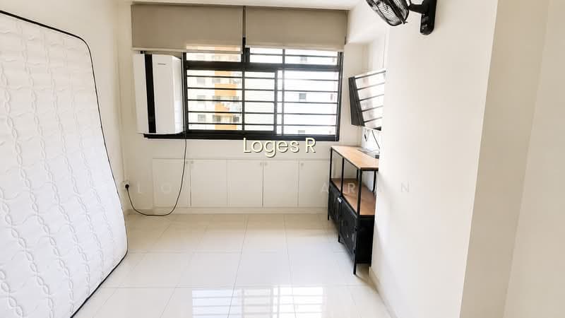 716 TAMPINES STREET 71 photo 4