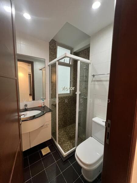 RIDGE COURT photo 6