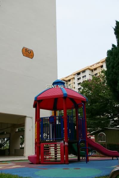 10 GLOUCESTER ROAD photo 4
