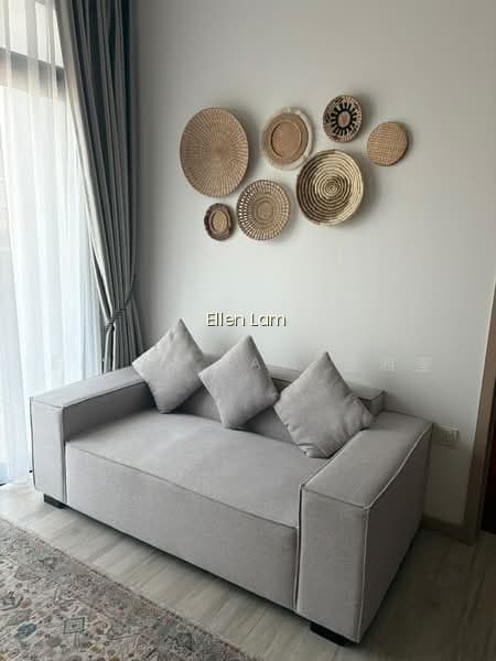 J GATEWAY photo 2