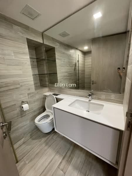 J GATEWAY photo 3