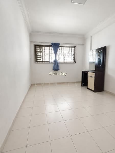 862 YISHUN AVENUE 4 photo 2