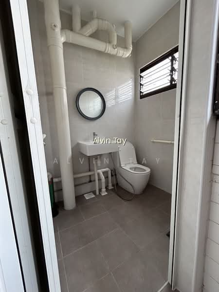 862 YISHUN AVENUE 4 photo 5