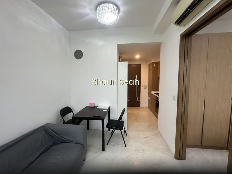 SPOTTISWOODE 18 photo 3