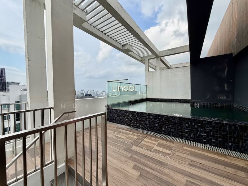 DEVONSHIRE RESIDENCES image 1 of 10