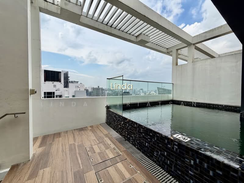 DEVONSHIRE RESIDENCES photo 2