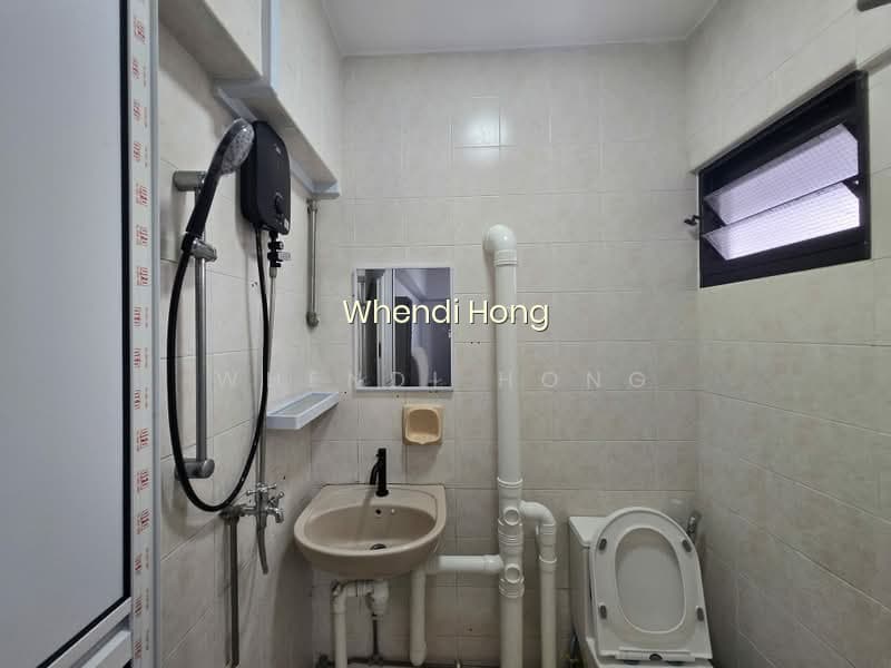 327 ANG MO KIO AVENUE 3 photo 5