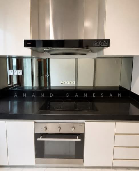 NIVEN LOFT 7