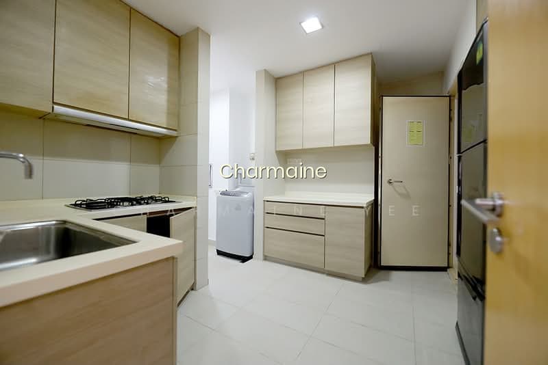 ROSEWOOD SUITES photo 5