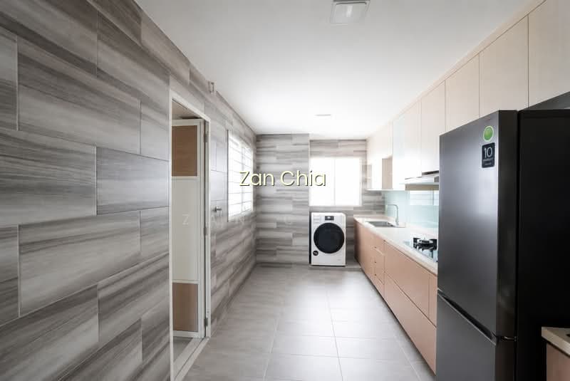 239 LORONG 1 TOA PAYOH photo 2