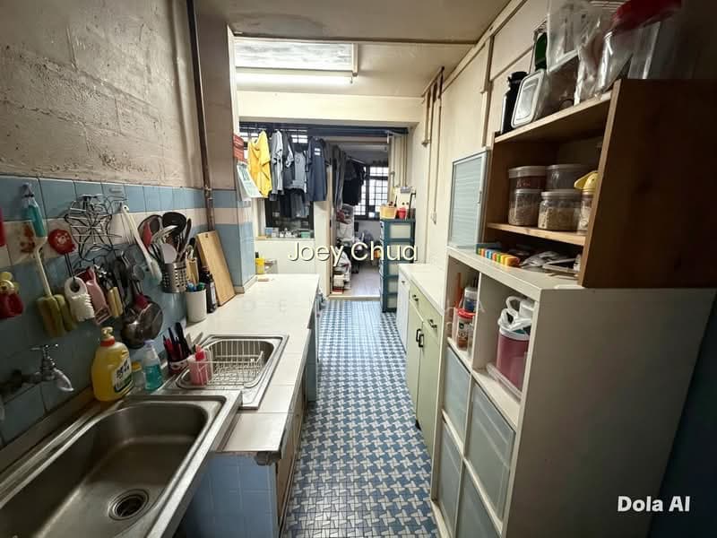 5 UPPER ALJUNIED LANE image 1 of 4
