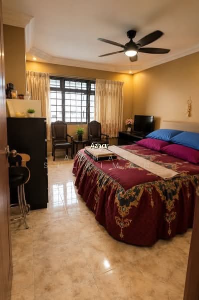 652 WOODLANDS RING ROAD photo 5