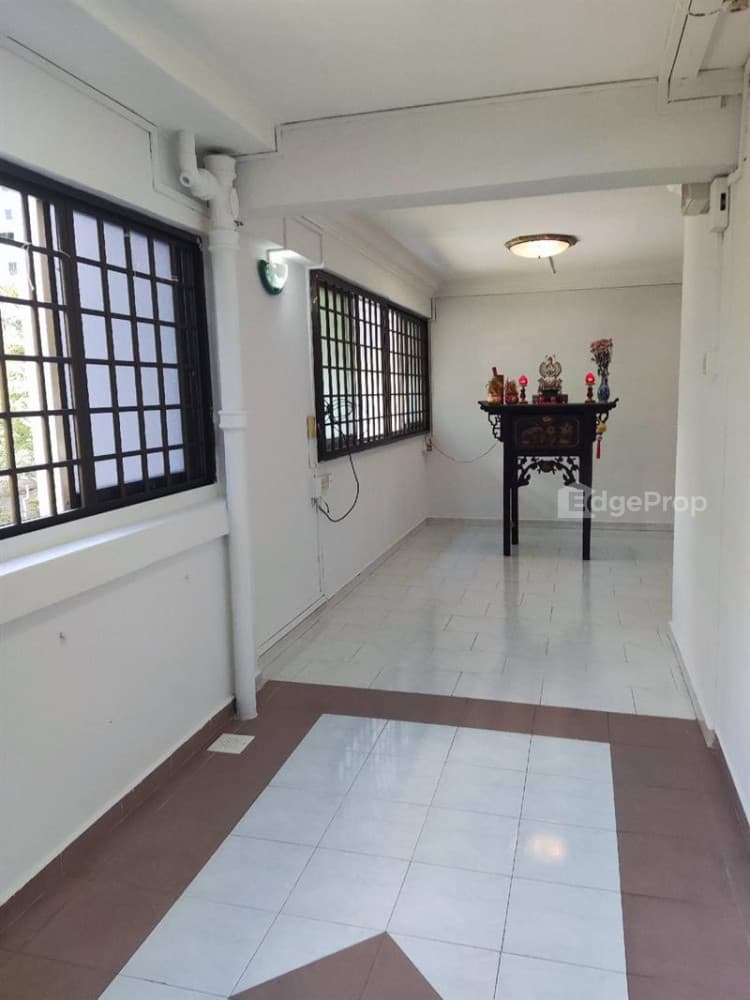 659 YISHUN AVENUE 4 photo 2