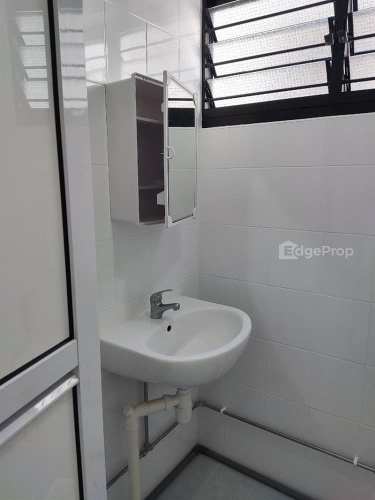 659 YISHUN AVENUE 4 photo 5