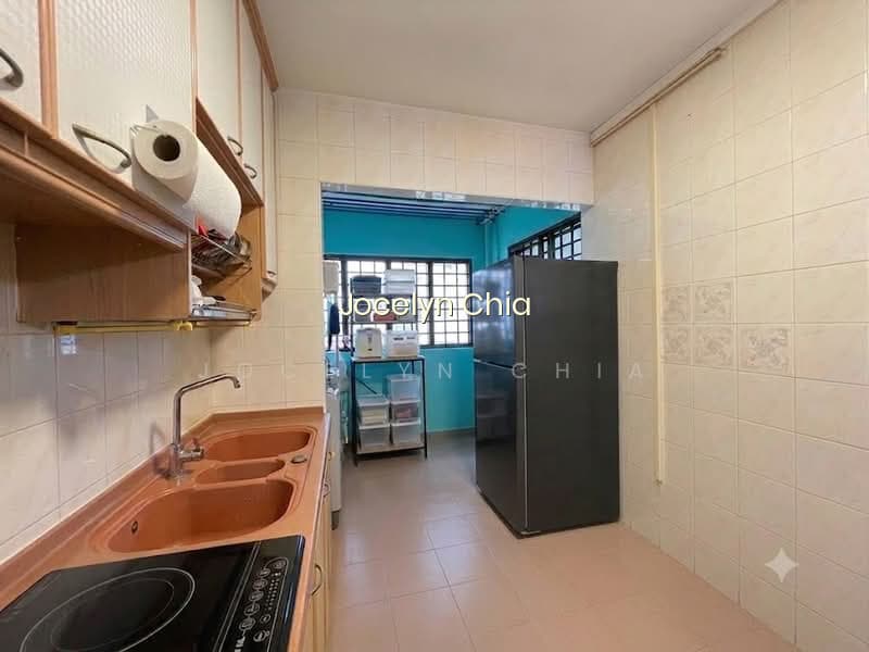 226A COMPASSVALE WALK photo 4
