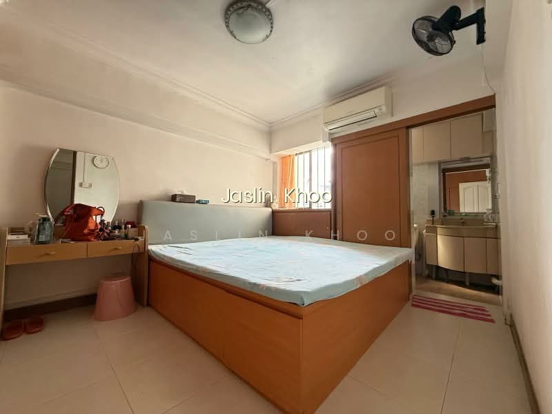 324 ANG MO KIO AVENUE 3 photo 2