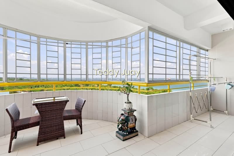 NEPTUNE COURT photo 5