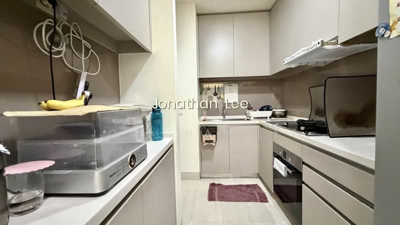 HIGHLINE RESIDENCES photo 4