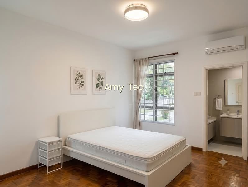 AZALEA PARK CONDO photo 3