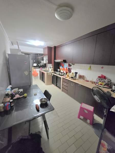 252 HOUGANG AVENUE 3 photo 2