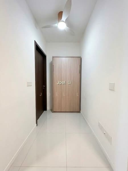 RIVERFRONT RESIDENCES photo 4