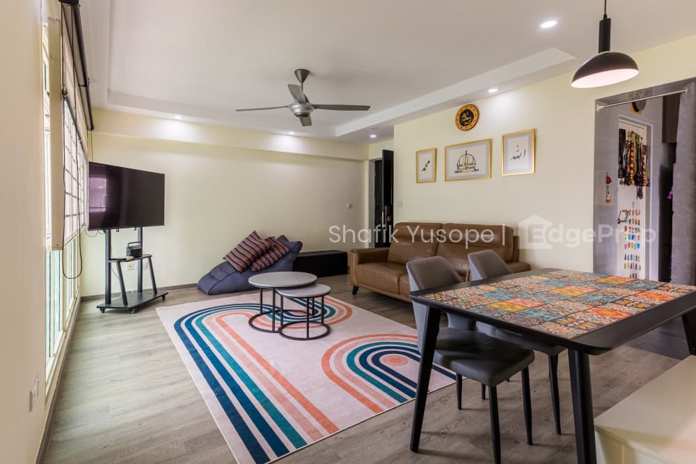 466A SEMBAWANG DRIVE image 1 of 10