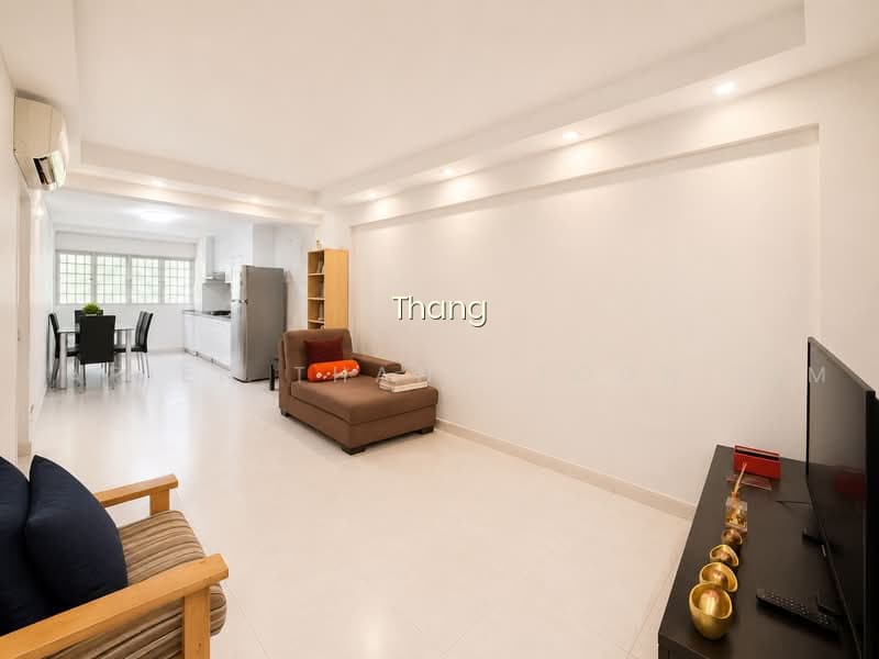706 YISHUN AVENUE 5 image 1 of 10