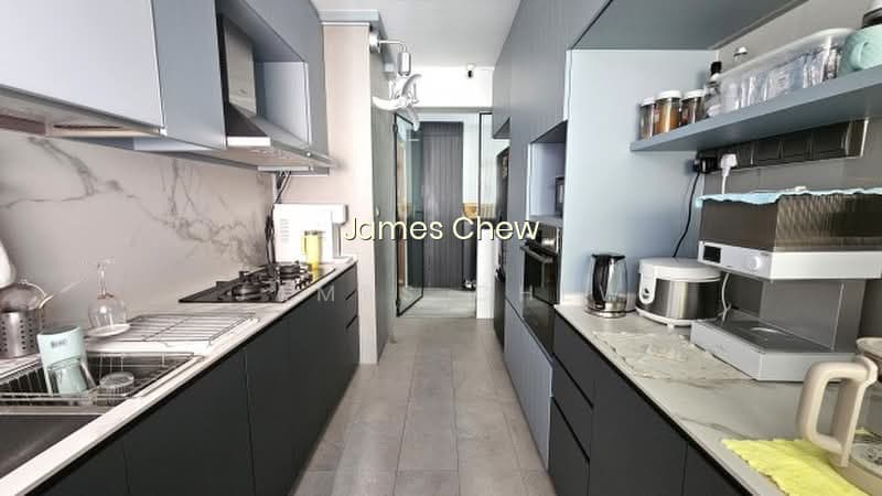 416B FERNVALE LINK image 1 of 8