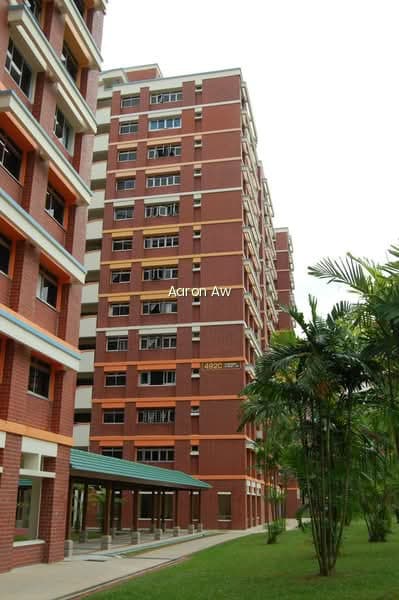 492C TAMPINES STREET 45 photo 4