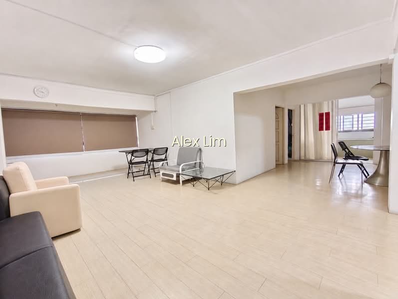 35 MARSILING DRIVE image 1 of 1