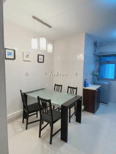 50 STRATHMORE AVENUE photo 2