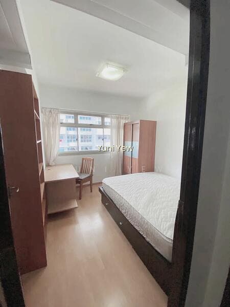 50 STRATHMORE AVENUE photo 3