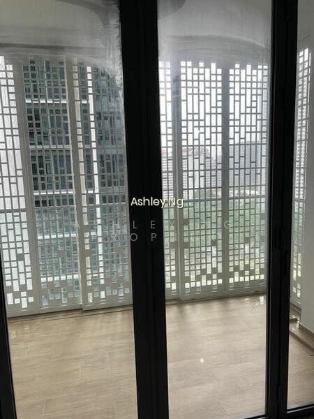 ONE HOLLAND VILLAGE RESIDENCES photo 5