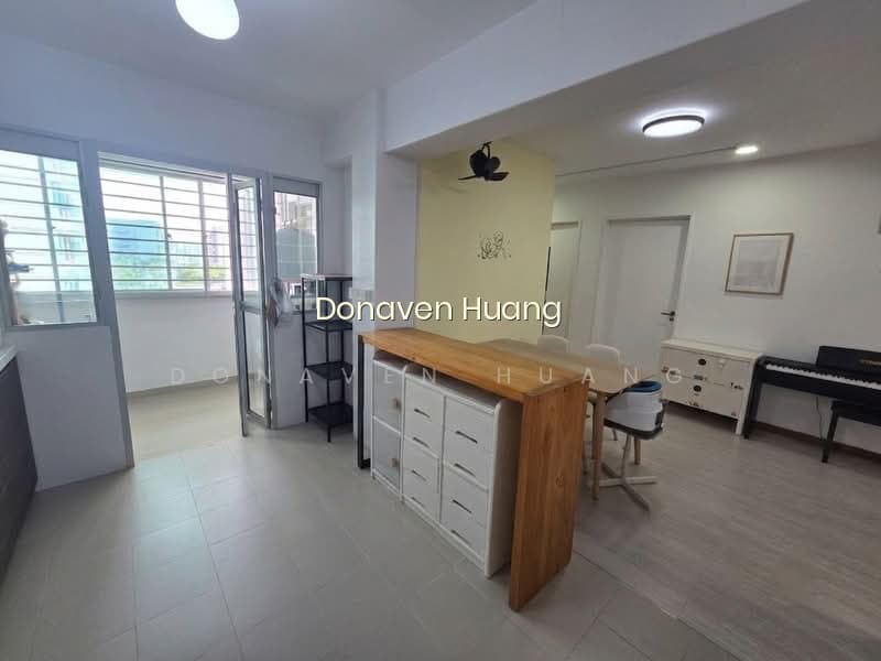 115B CANBERRA WALK photo 2