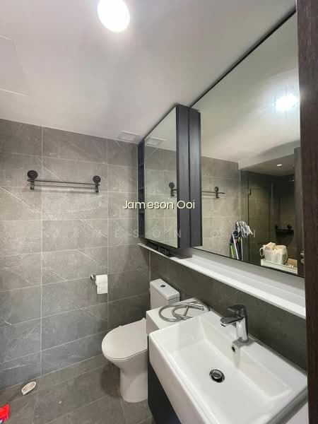 RIVERFRONT RESIDENCES photo 5