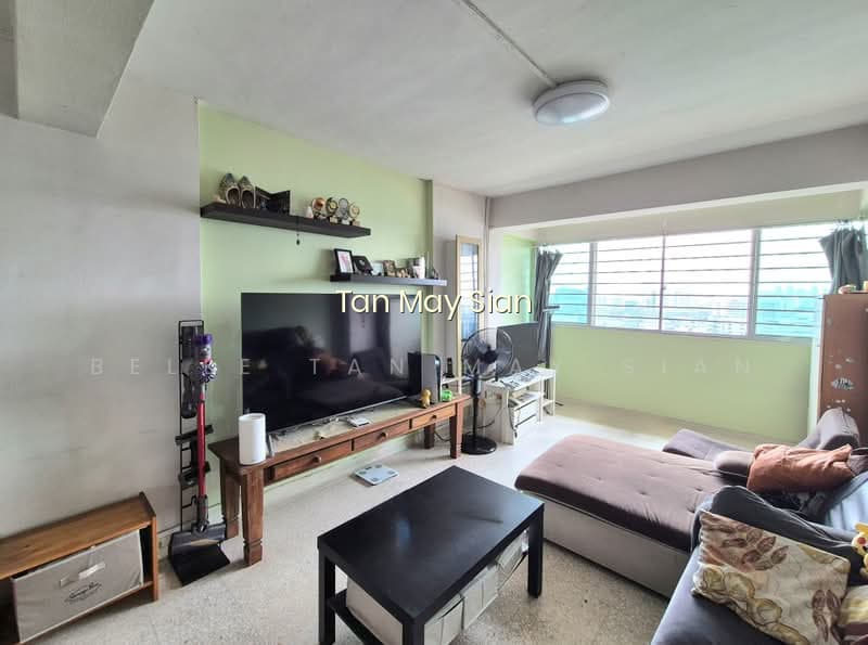 413 PANDAN GARDENS image 1 of 10