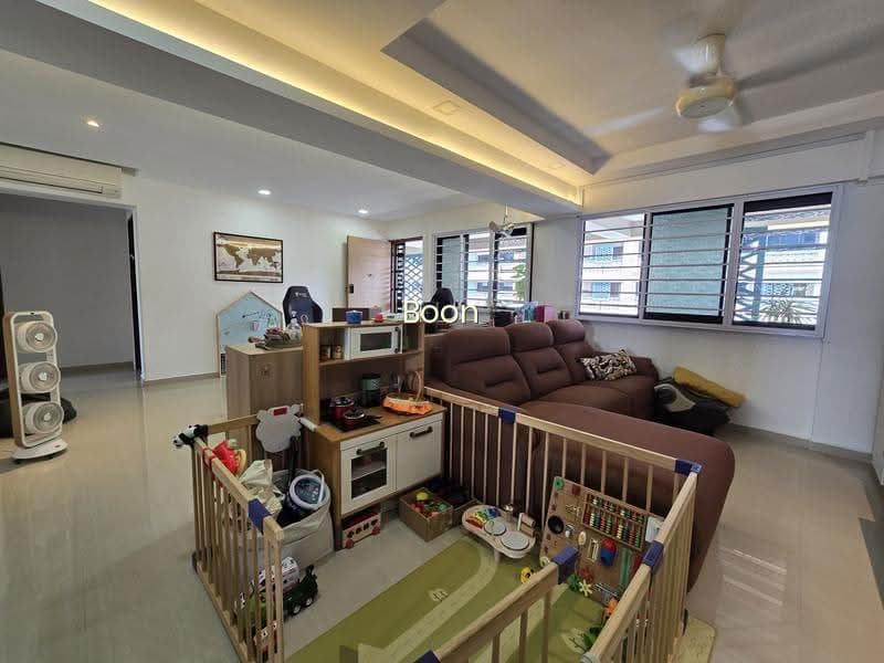 932 YISHUN CENTRAL 1 photo 4