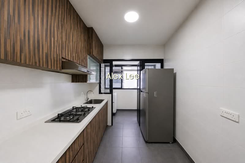 258B PUNGGOL FIELD photo 6