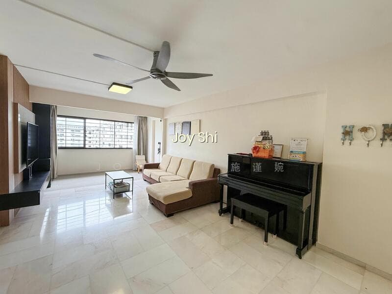 646 WOODLANDS RING ROAD image 1 of 10